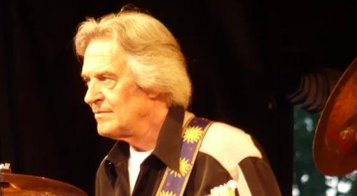 Finał Warsaw Summer Jazz Days. Koncert Johna McLaughlina