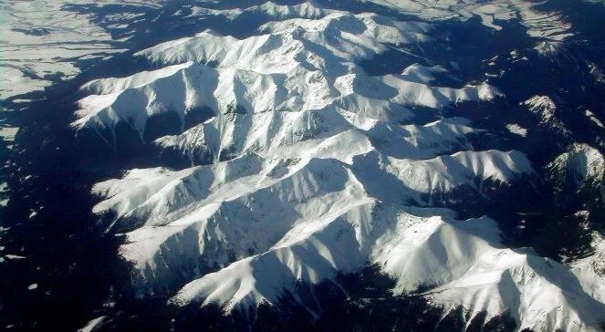 W Tatry wróciła zima. W górach spadł śnieg