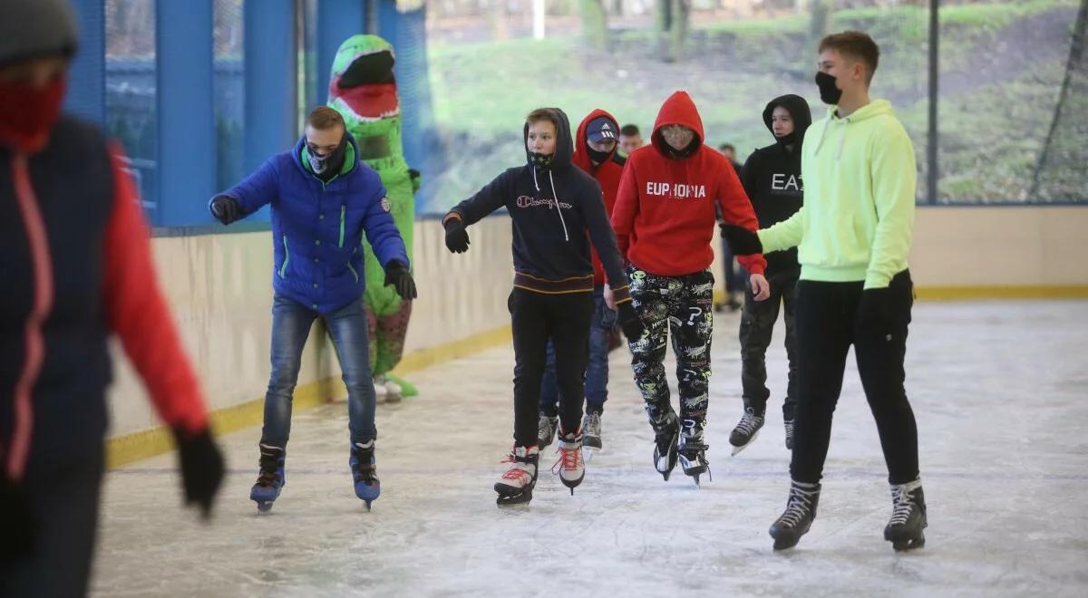 MEN zezwala na półkolonie w ferie, zaleca też nie wyjeżdżać