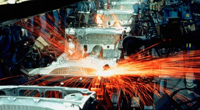 Daimler zbuduje na Węgrzech nową fabrykę samochodów