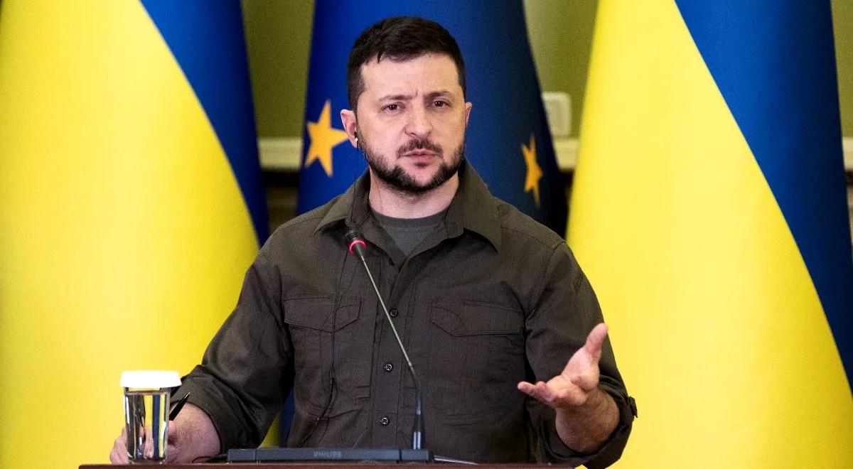 "Solidaryzujemy się z polskimi przyjaciółmi". Zełenski oddał cześć ofiarom tragedii smoleńskiej