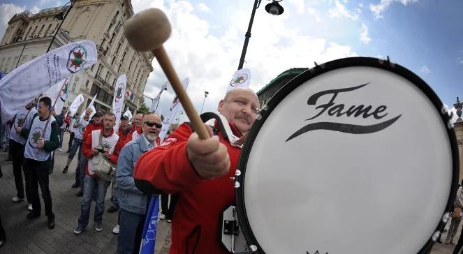 Z Pałacu przed Belweder. OPZZ przeciw reformie