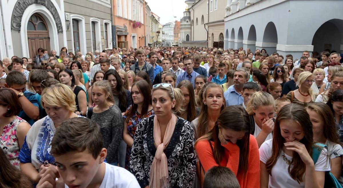 Strajk polskich szkół na Litwie. Szefowa MEN pisze list w ich obronie