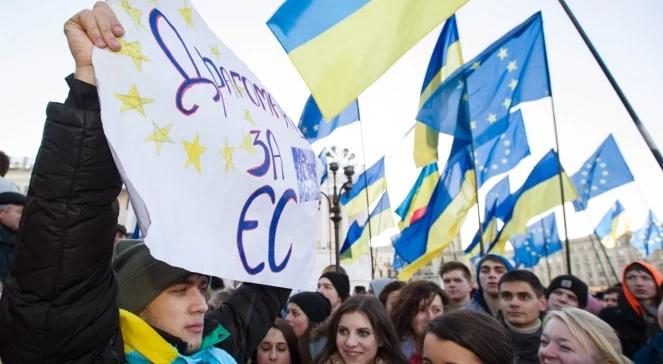 Majdanofobia, fanatyzm, nacjonalizm. Rosja uderza w UE