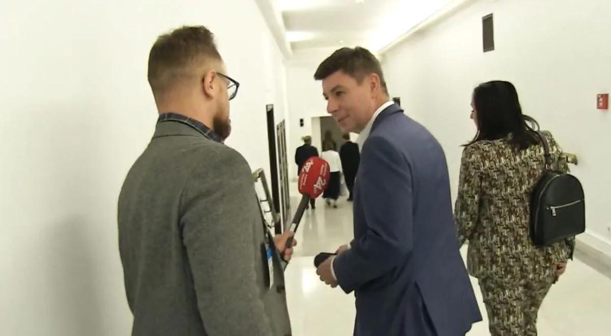 Jan Grabiec pytany o stosunek PO do 500+ odsyła do... premiera Mateusza Morawieckiego