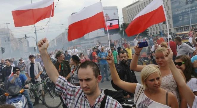 Godzina W: na minutę zamarł ruch w centrum Warszawy
