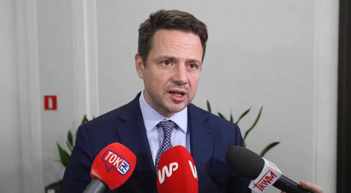Raport ws. finansowania LGBT. Trzaskowski: zarzuty Kalety są czystą manipulacją