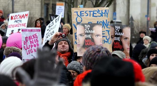 Manify w całej Polsce. "Hasła te same od lat"