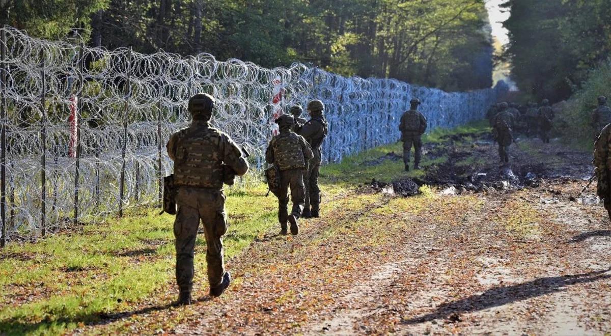 "Działania hybrydowe, podprogowe". Dr Raubo o sytuacji na granicy polsko-białoruskiej