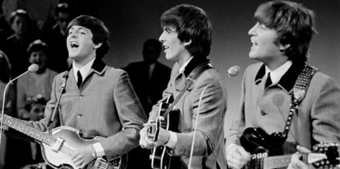 Największe hity Beatlesów dostępne na komórkę