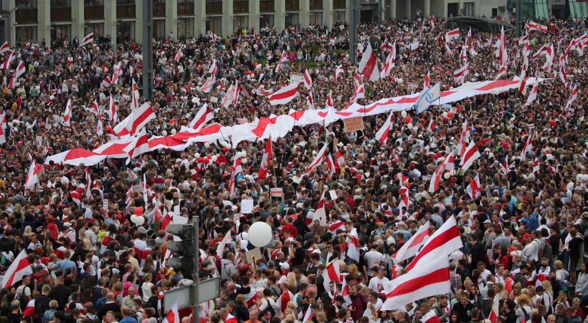 Rosyjski działacz:  historyczny zryw Białorusi wynika z logiki zdarzeń. Przyszłość jest przesądzona, jak na Ukrainie