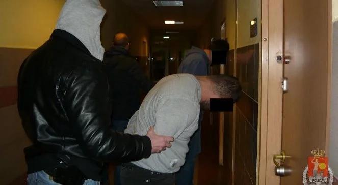 Warszawa: bójka na Pradze-Południe. Dwóch mężczyzn podejrzanych o zabójstwo