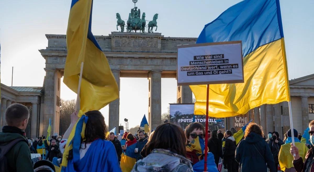 Niemcy za dostarczeniem broni na Ukrainę i rozszerzeniem NATO. Zobacz nowy sondaż