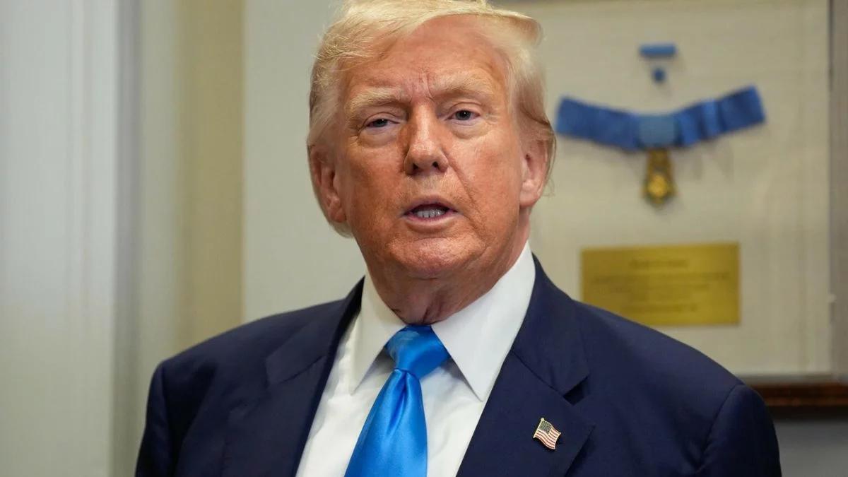 Donald Trump zapowiada wyższe cła dla Indii. Chodzi o ropę z Rosji