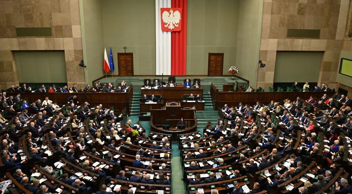 PiS z poparciem na poziomie 40 proc., PO w tyle. Trzecia Droga poza Sejmem
