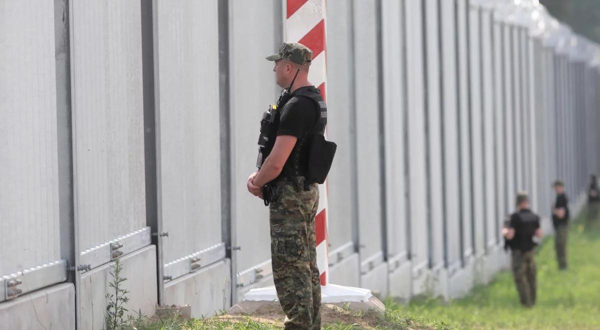 Finowie zgodni ws. budowy zapory. W Polsce mur na granicy z Białorusią wciąż jest dla opozycji problemem