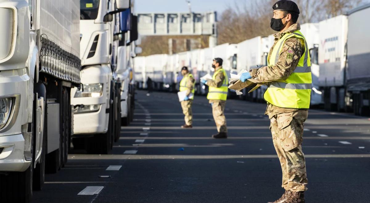 Wiceszef MSZ: sytuacja polskich kierowców w Anglii z godziny na godzinę się poprawia