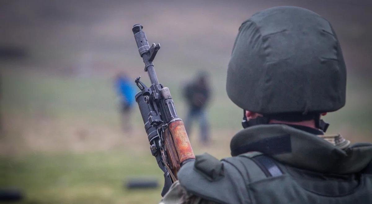 Strzały ostrzegawcze podczas protestu przeciwko wycofaniu wojsk w Donbasie