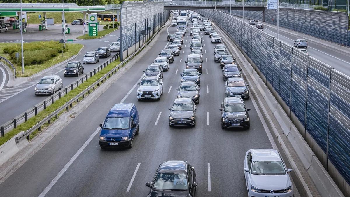 Polska przeciwna Fit for 55. Sasin ostrzega: każda rodzina będzie musiała płacić za emisję CO2