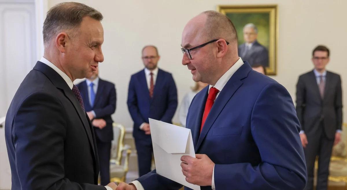 Polska ma trzech nowych ambasadorów. Prezydent wręczył dyplomatom listy uwierzytelniające