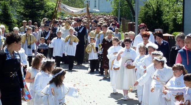 Warszawa: rozpoczęła się procesja Bożego Ciała