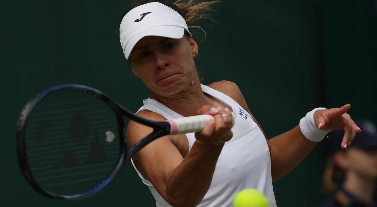 Wimbledon. Magda Linette i Peyton Stearns grają dalej. Udana pogoń w drugim secie