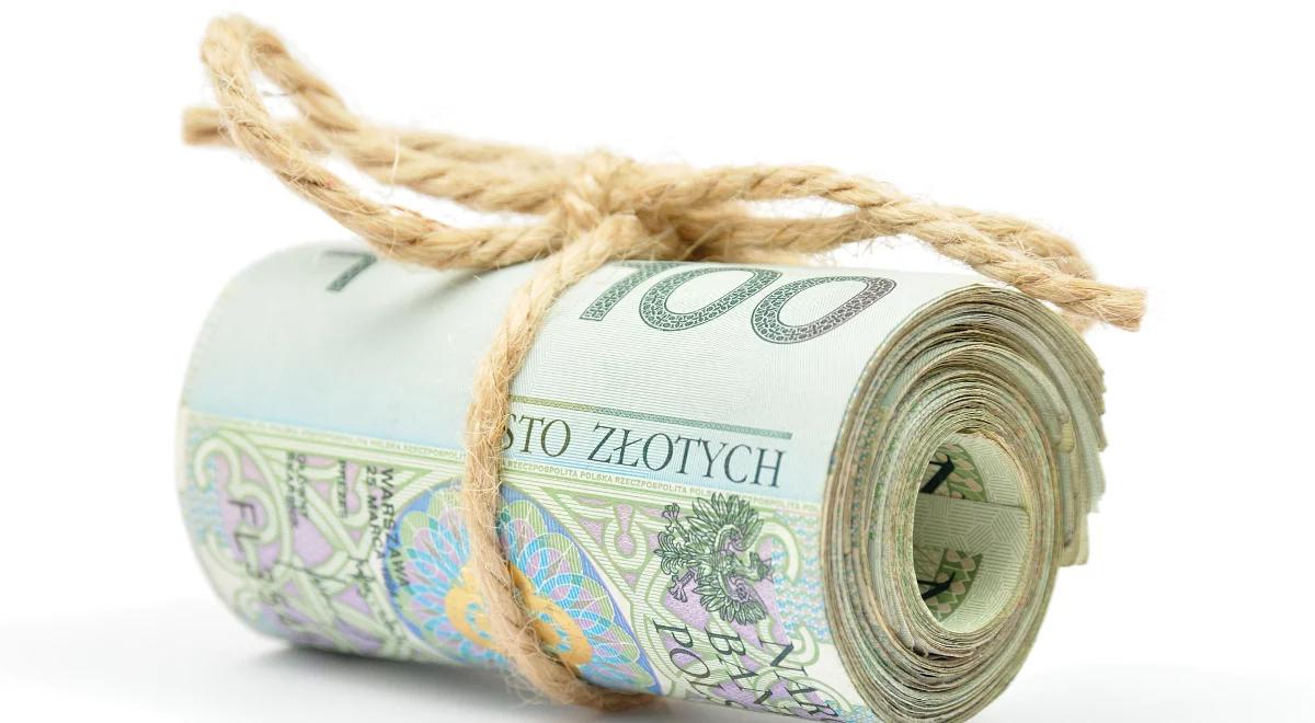 Trudniej o kredyty mieszkaniowe i firmowe. Łatwiej dostać kredyt konsumpcyjny 