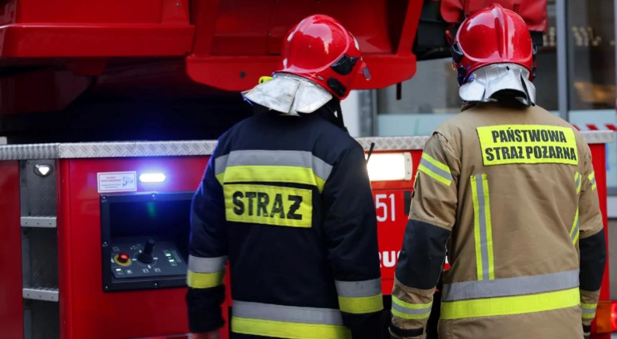 W Bielsku-Białej zawaliła się opuszczona kamienica. Na miejscu działa straż pożarna