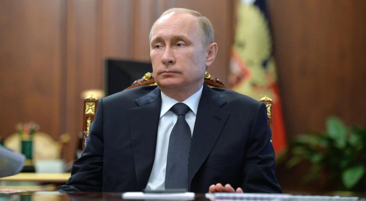 Putin wyróżnia trzy jednostki wojskowe za bohaterstwo podczas działań bojowych 