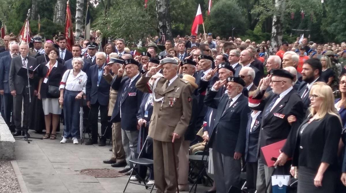 Prezydent podpisał nowelizację zwiększającą uprawnienia weteranów misji wojskowych