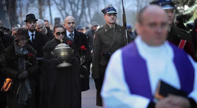 Rodzina i przyjaciele pożegnali Adama Hanuszkiewicza