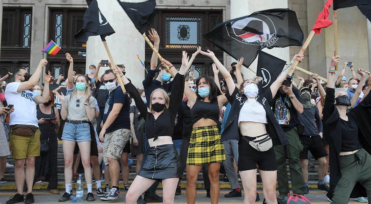 Aktywiści LGBT zebrali 400 tys. zł. Przeznaczą je na finansowanie organizacji aborcyjnych
