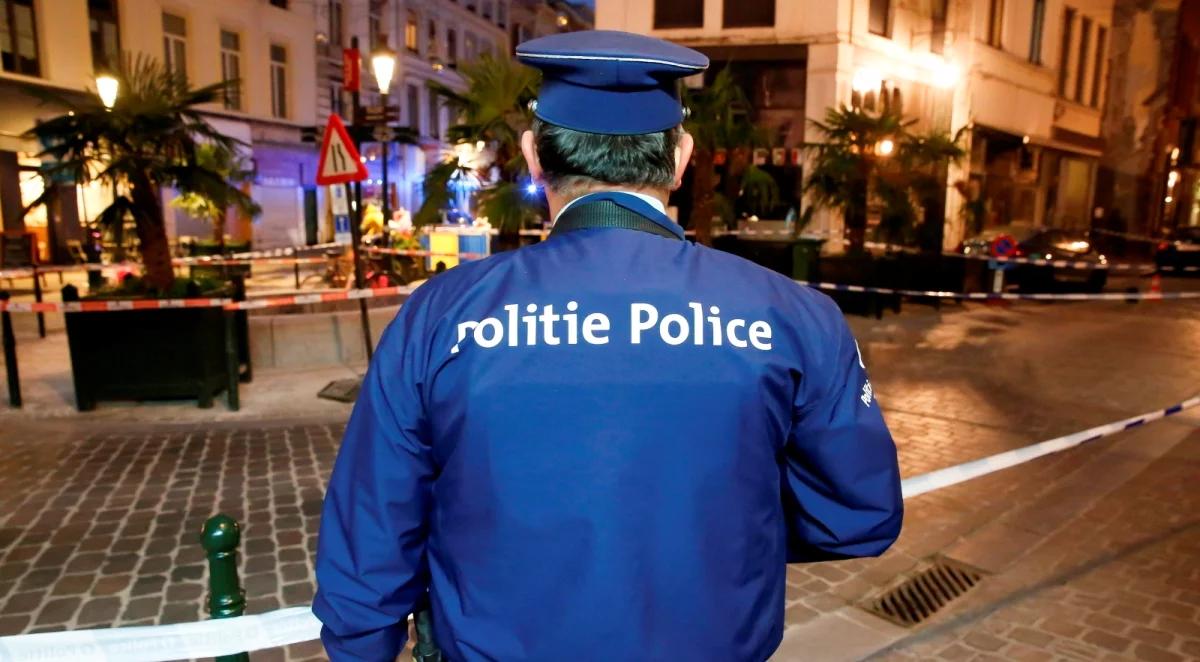 Belgia: atak nożownika na policjanta w Brukseli. Nieznane motywy sprawcy