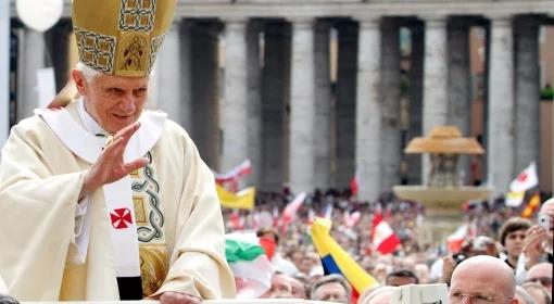 Homilia Benedykta XVI: Jan Paweł II pomógł chrześcijanom na całym świecie