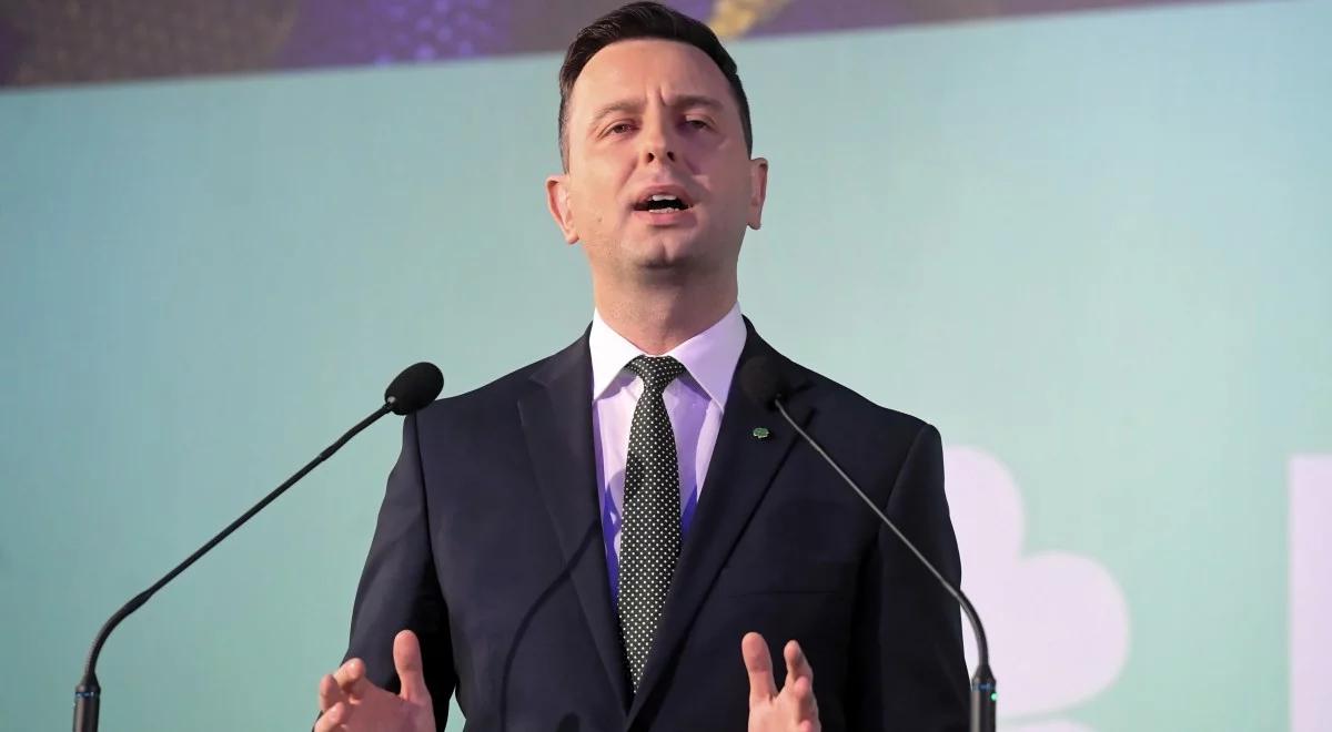 PSL chce wpisać członkostwo w UE do konstytucji. Internauci przypominają "wieczną przyjaźń" z ZSRR