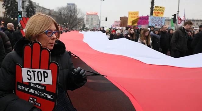 Po Czarnym Proteście. Komentarze publicystów