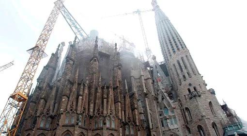 Słynna bazylika Sagrada Familia podpalona. Piroman chory psychicznie