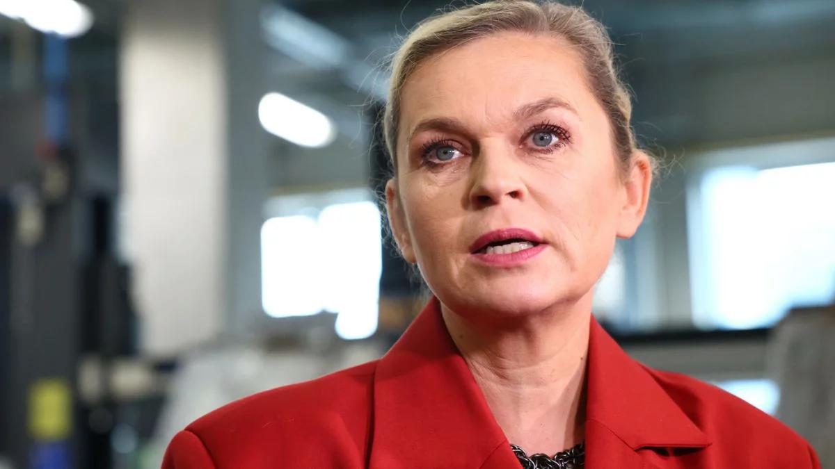Ilu uczniów rezygnuje z edukacji zdrowotnej? Nowacka zabrała głos