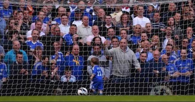 Trybuny na stadionie Chelsea oszalały. "Przyjmijcie go!"