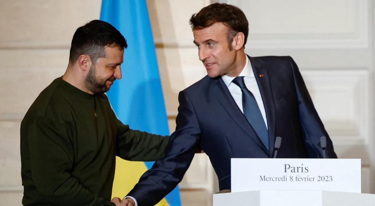 Zełenski w Paryżu. Macron: Francja pomoże Ukrainie odnieść zwycięstwo w walce z rosyjską inwazją