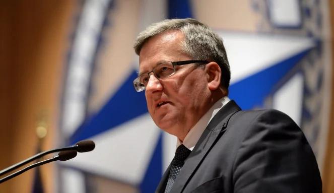 Bronisław Komorowski w Akademii Obronnej NATO. "Potrzebna jest nowa strategia"