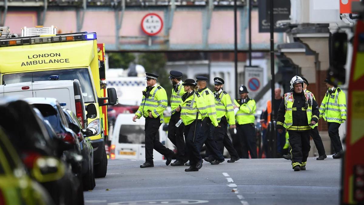 Londyńska policja zatrzymała 18-latka w związku z zamachem w metrze. Trop prowadzi do Sunbury 