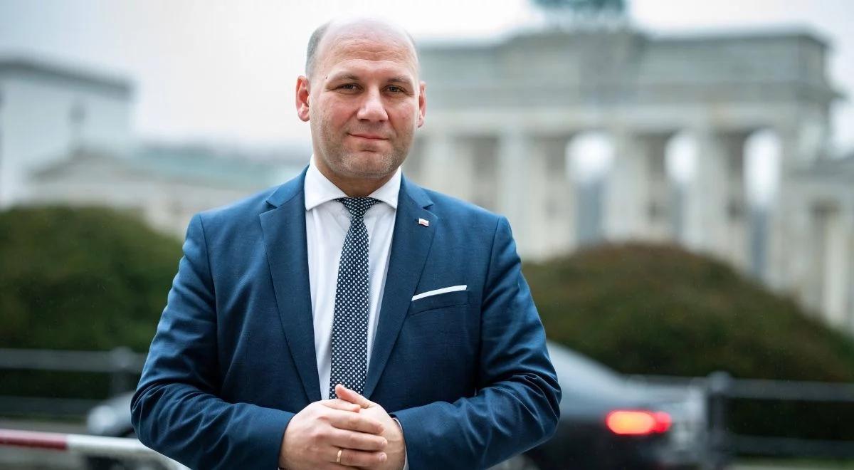 Rozmowy Scholza z Putinem. Szynkowski vel Sęk: są bezcelowe, lepsza byłaby wizyta w Kijowie
