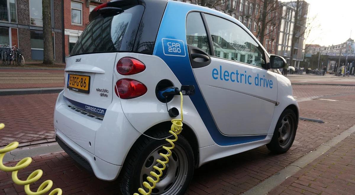 Raport EY i ING: do 2023 r. podwoi się sprzedaż samochodów elektrycznych