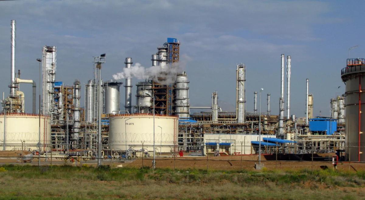 Ceny ropy rosną. Iran przyłączy się do koalicji państw proponujących zamrożenie produkcji?