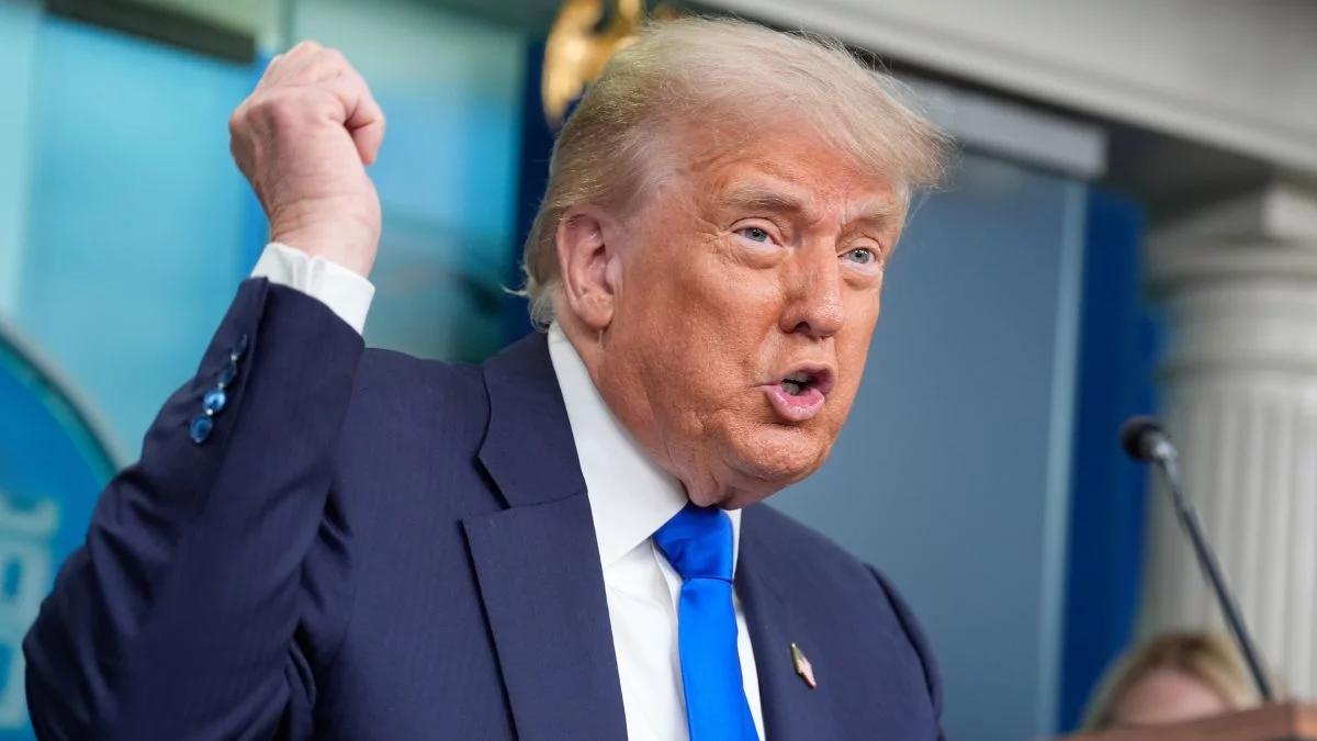 Trump grozi ponownym bombardowaniem Iranu. "Można uzyskać więcej miodem niż octem"