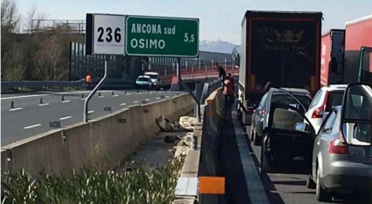 Runął wiadukt na autostradzie: 2 osoby zginęły