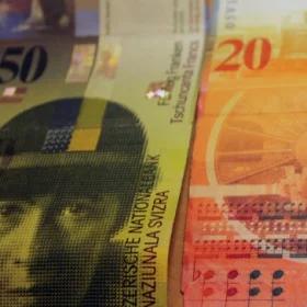 Płaca minimalna na poziomie 13 tys. zł miesięcznie? Szwajcarzy nie są przekonani