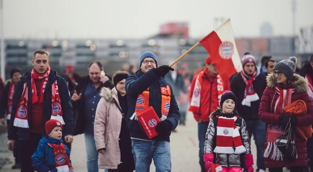 Bayern walczy z koronawirusem. Sprzedał kibicom sto tysięcy maseczek