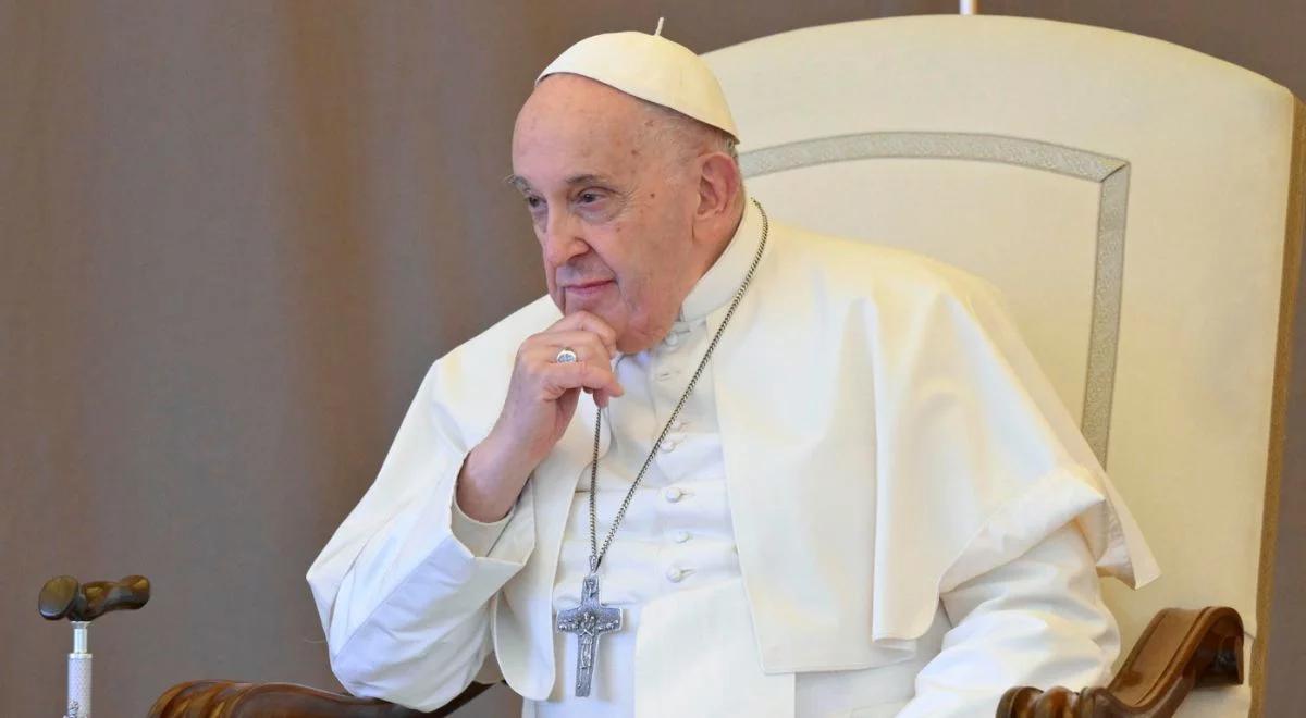 Droga Krzyżowa w Rzymie. Papież Franciszek w rozważaniach pisze o pokoju